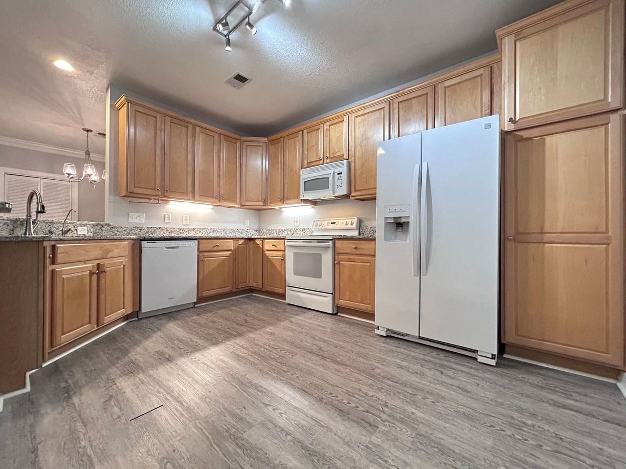 2904 Brighton Beach Place #104 - Photo 4 of 28