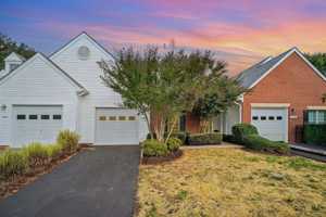 featured image of 11323 Macon Dr