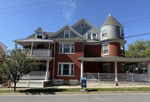 featured image of 500 W College Ave