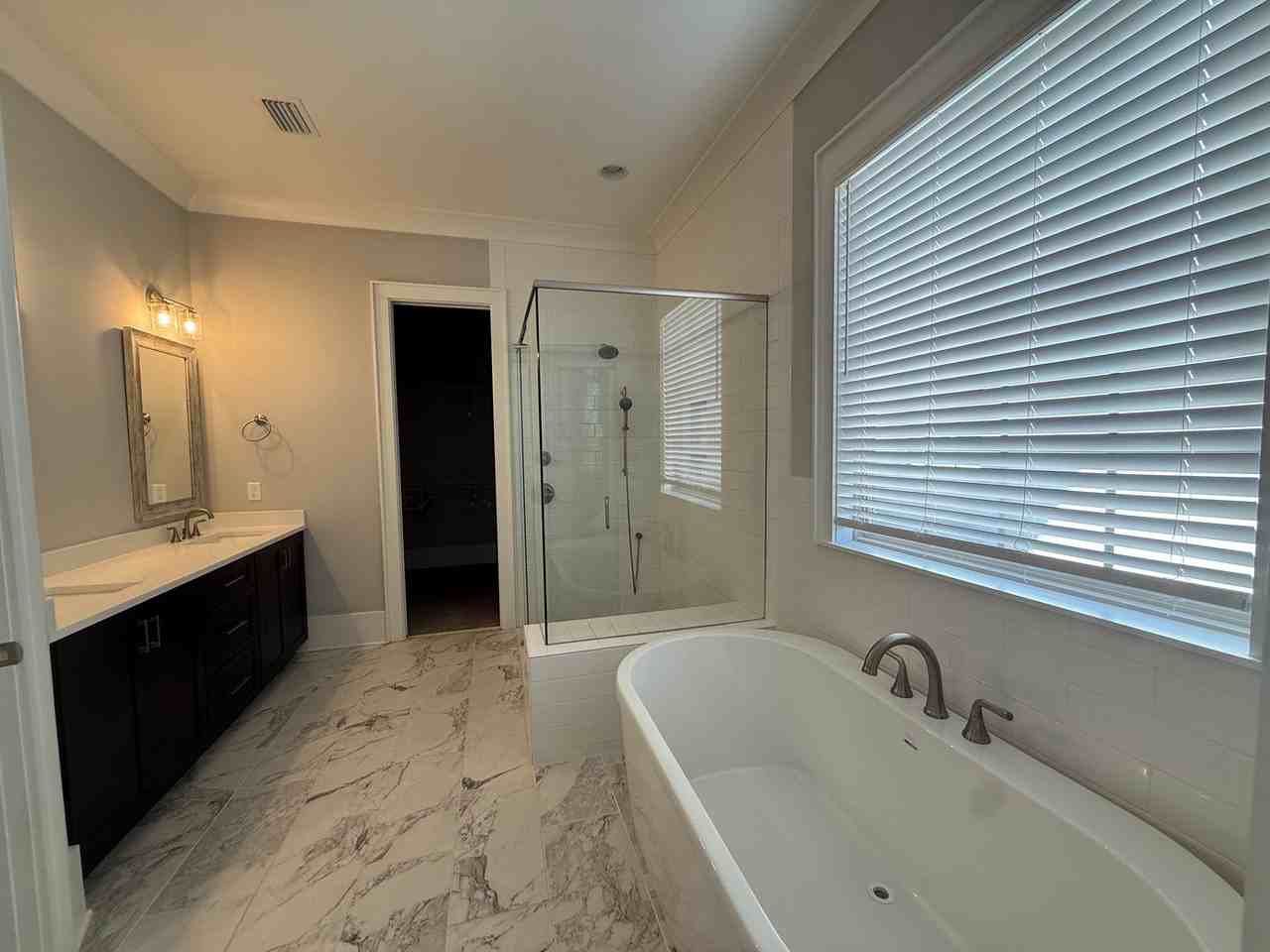 2337 Barkley Crest Ln - Photo 5 of 10