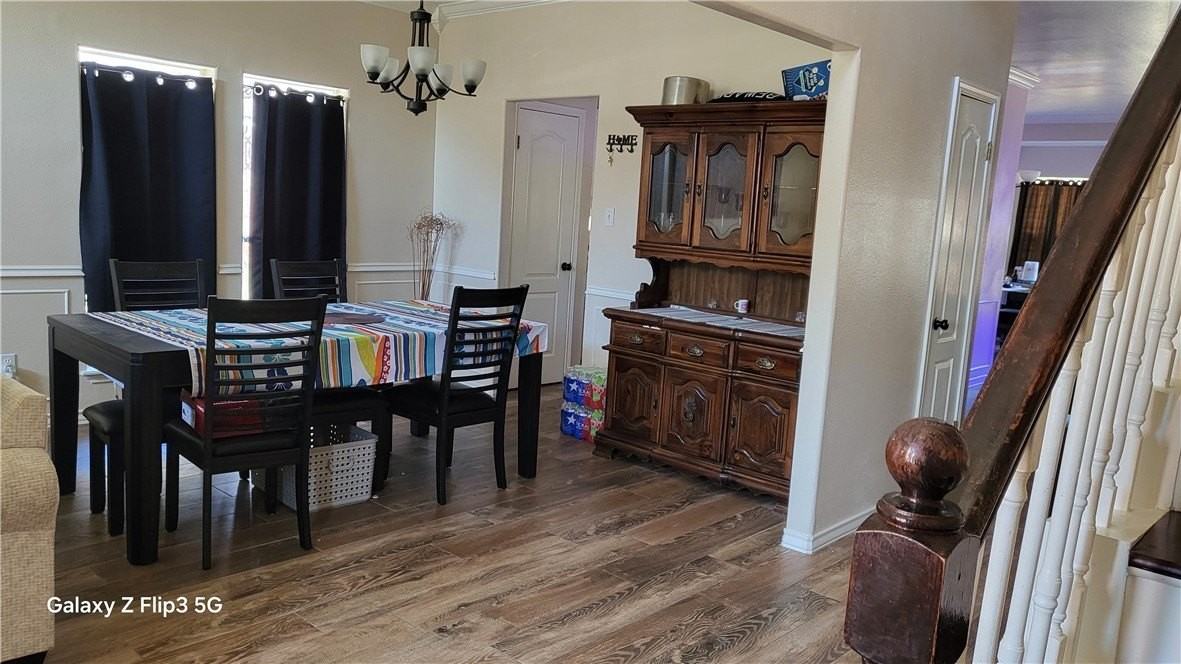 5018 Queen's Court - Photo 5 of 26