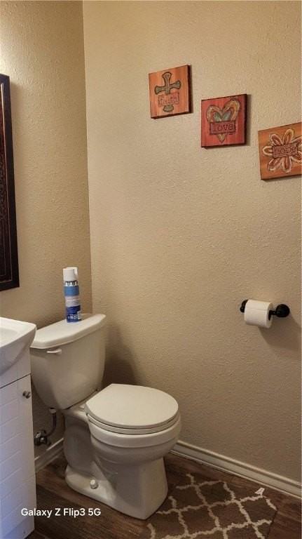 5018 Queen's Court - Photo 6 of 26