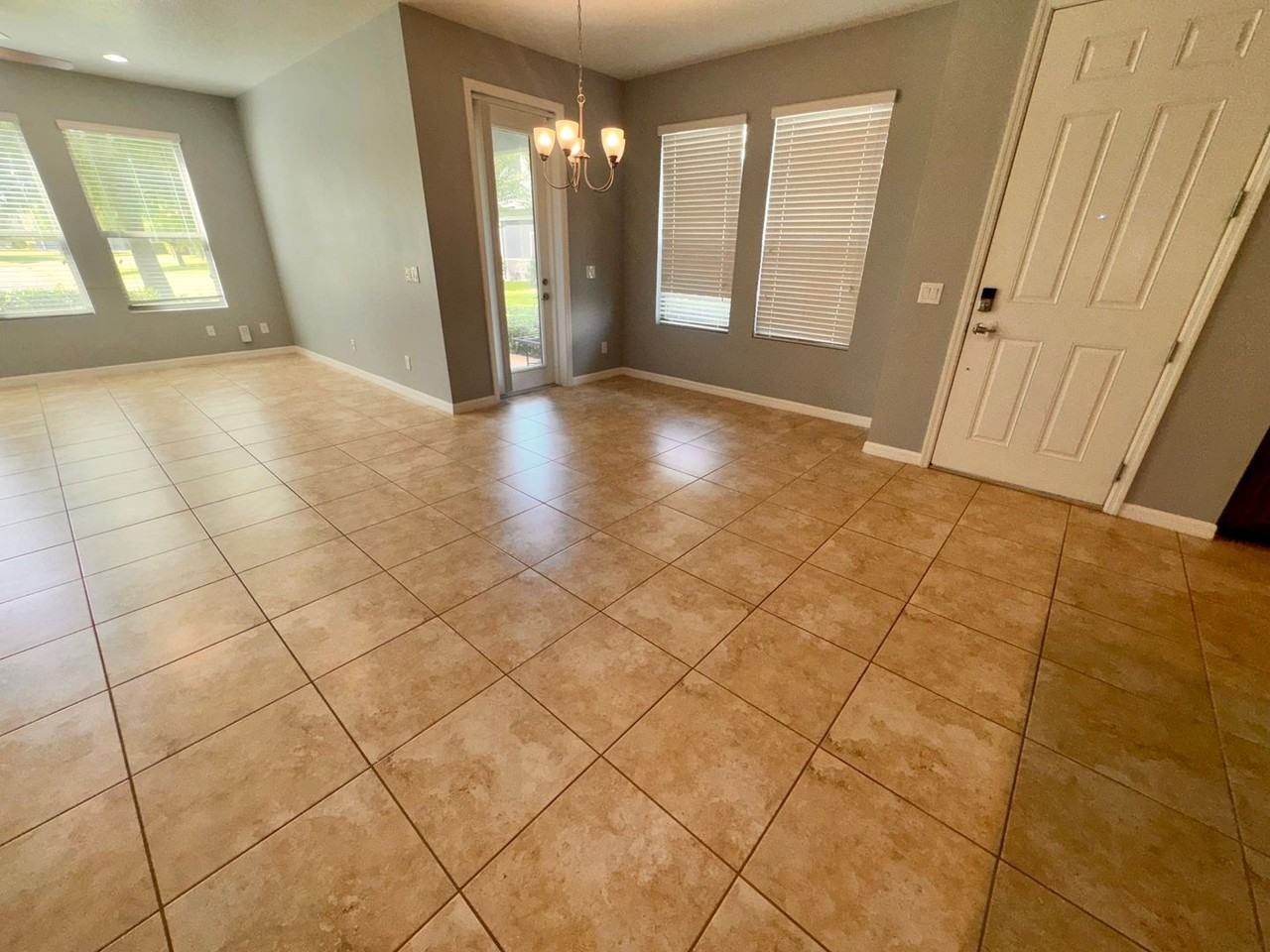 499 Merry Brook Cir - Photo 3 of 28