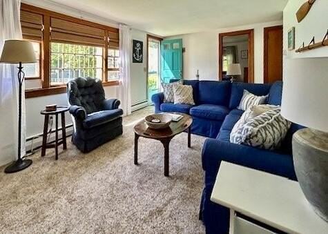 6 Lauries Ln - Photo 4 of 16