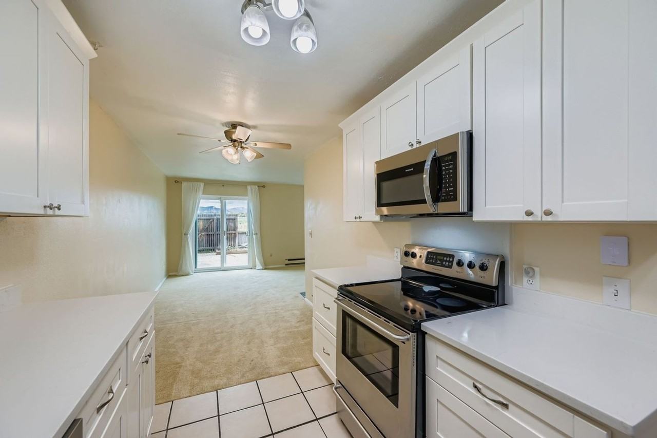 1858 Centaur Cir - Photo 4 of 40