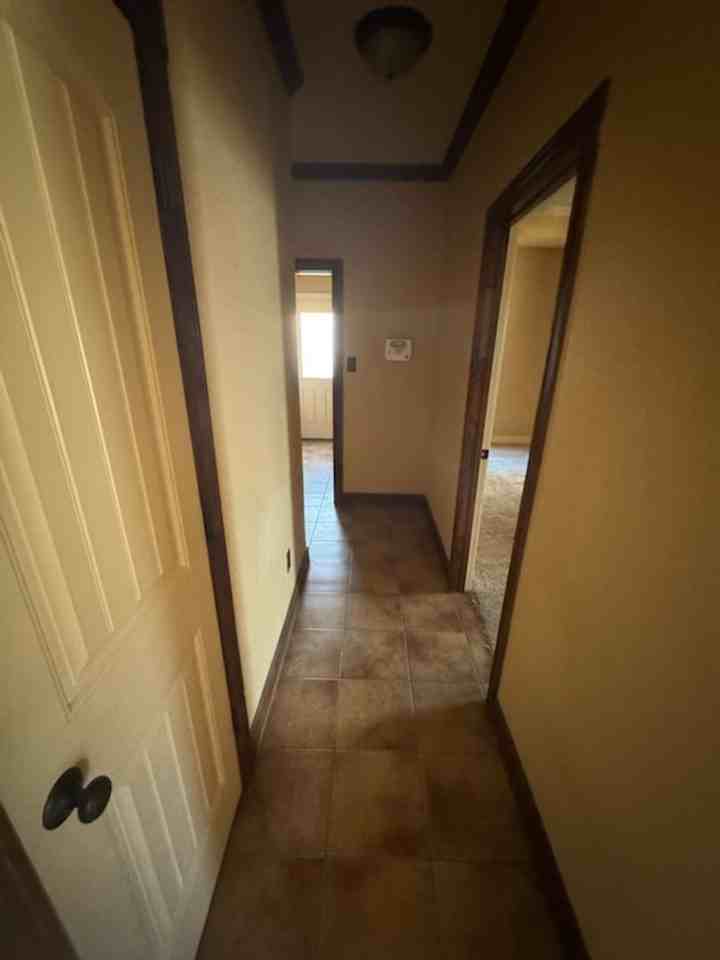 5149 Spring Creek Rd - Photo 7 of 19