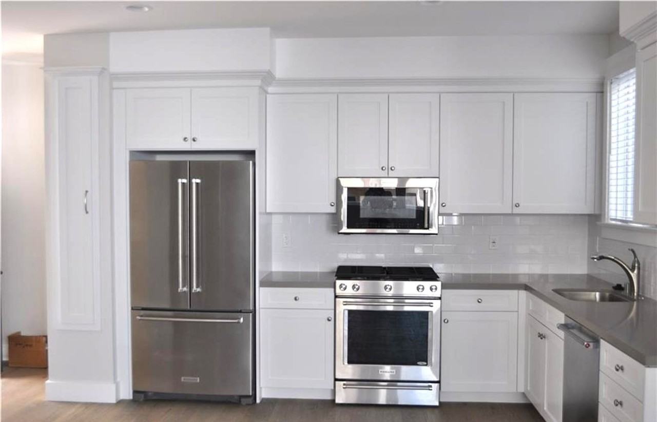 228 16th Pl - Photo 6 of 14