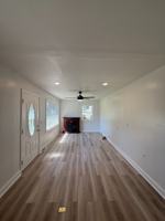 featured image of 407 Hand Cir