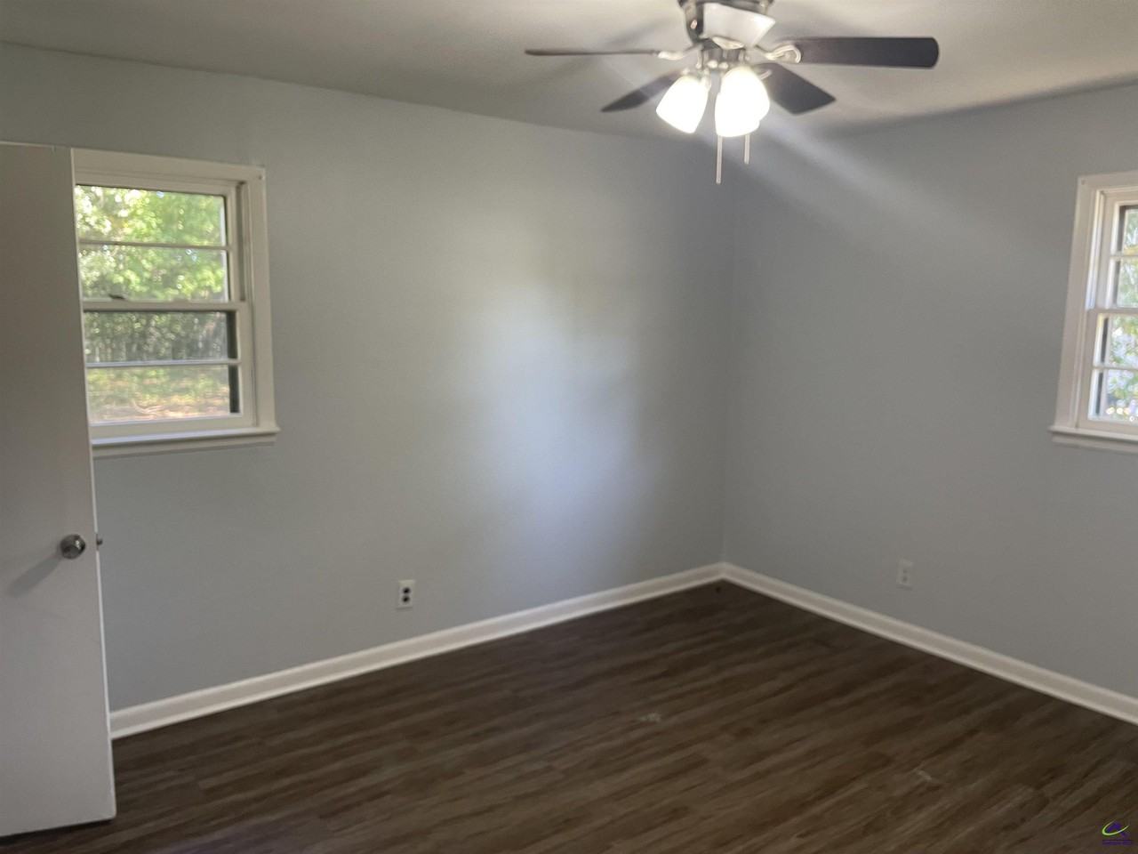 805 Crestwood Ter - Photo 6 of 8