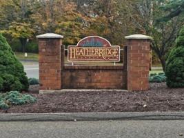 featured image of 70 Heather Rdg #70