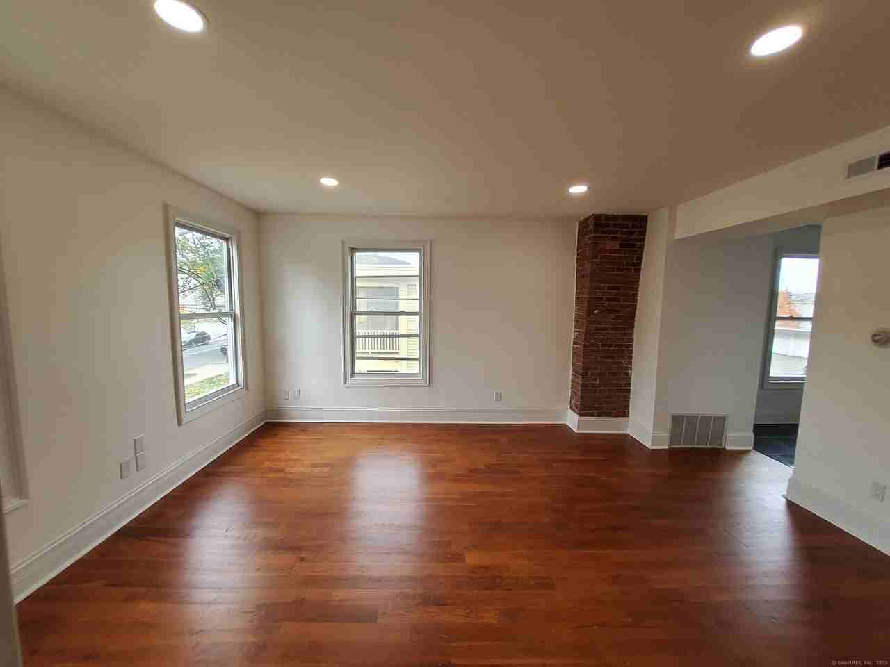 347 Alden Ave #3 - Photo 3 of 9