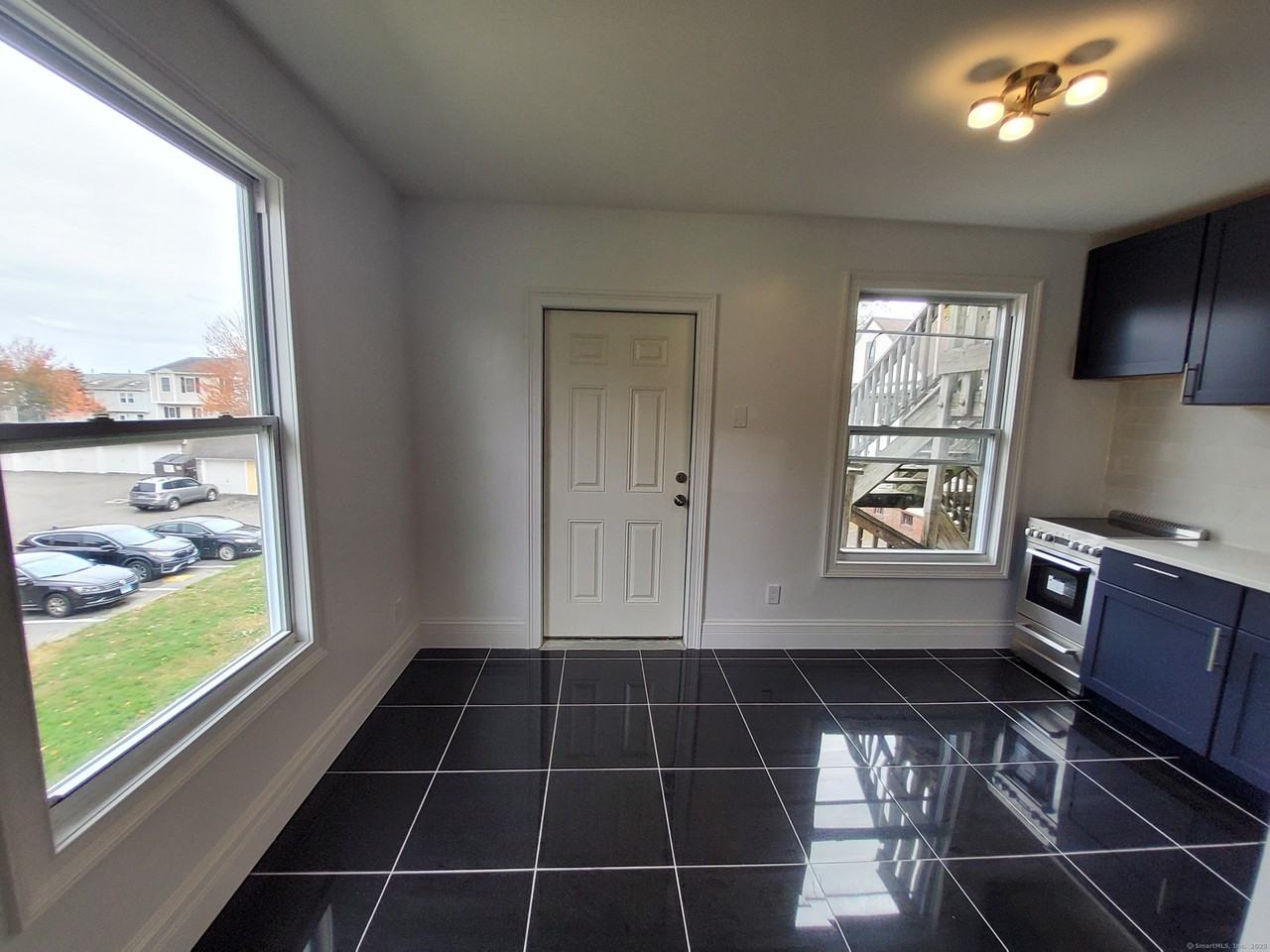 347 Alden Ave #3 - Photo 5 of 9