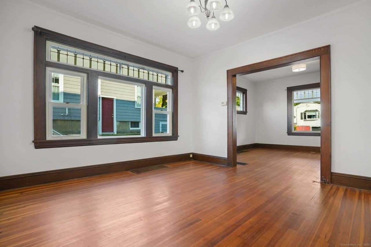 147 Park St - Photo 6 of 9