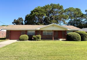 3 Lakeview Dr - Photo 1 of 1