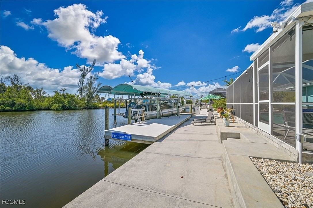 2868 Sanibel Blvd - Photo 4 of 30