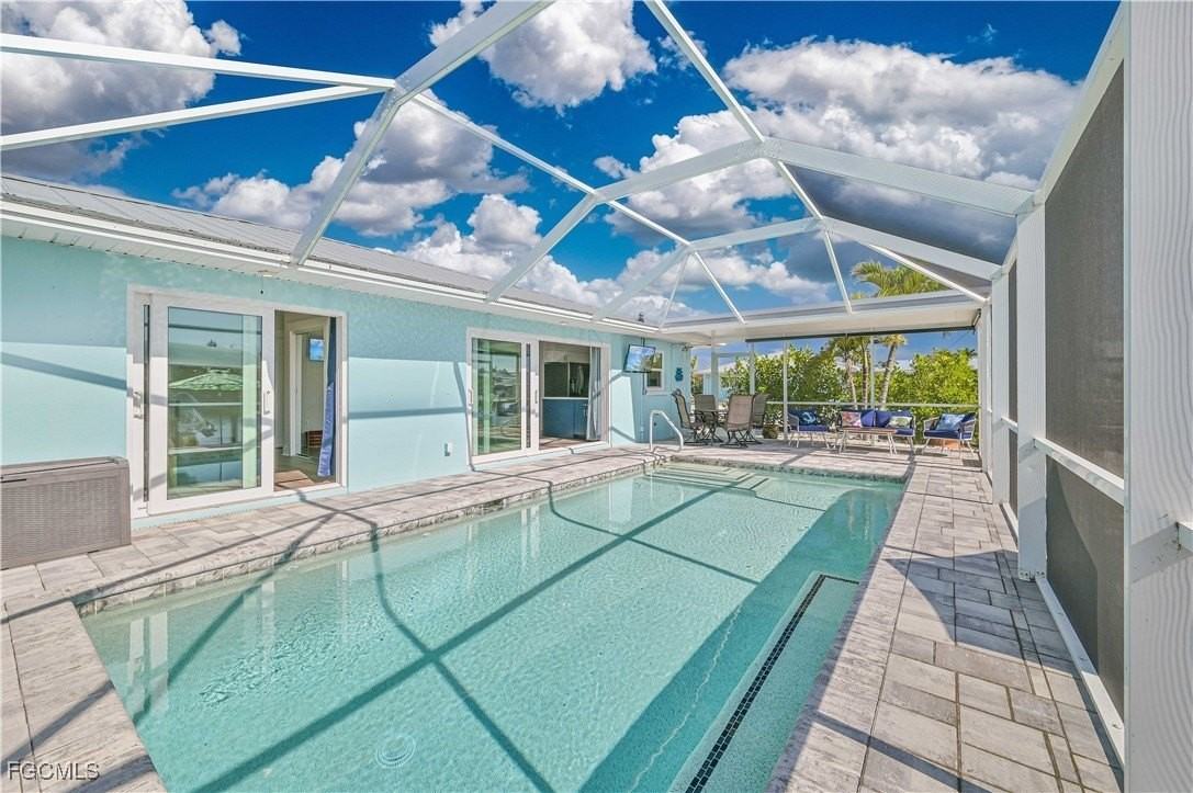 2868 Sanibel Blvd - Photo 5 of 30