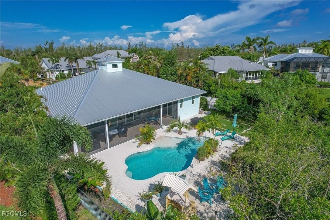 14390 Tamarac Dr - Photo 3 of 37