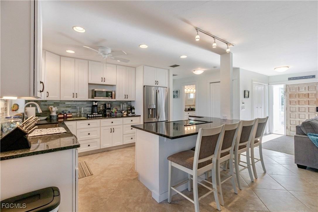 2790 Teal Ct - Photo 5 of 45