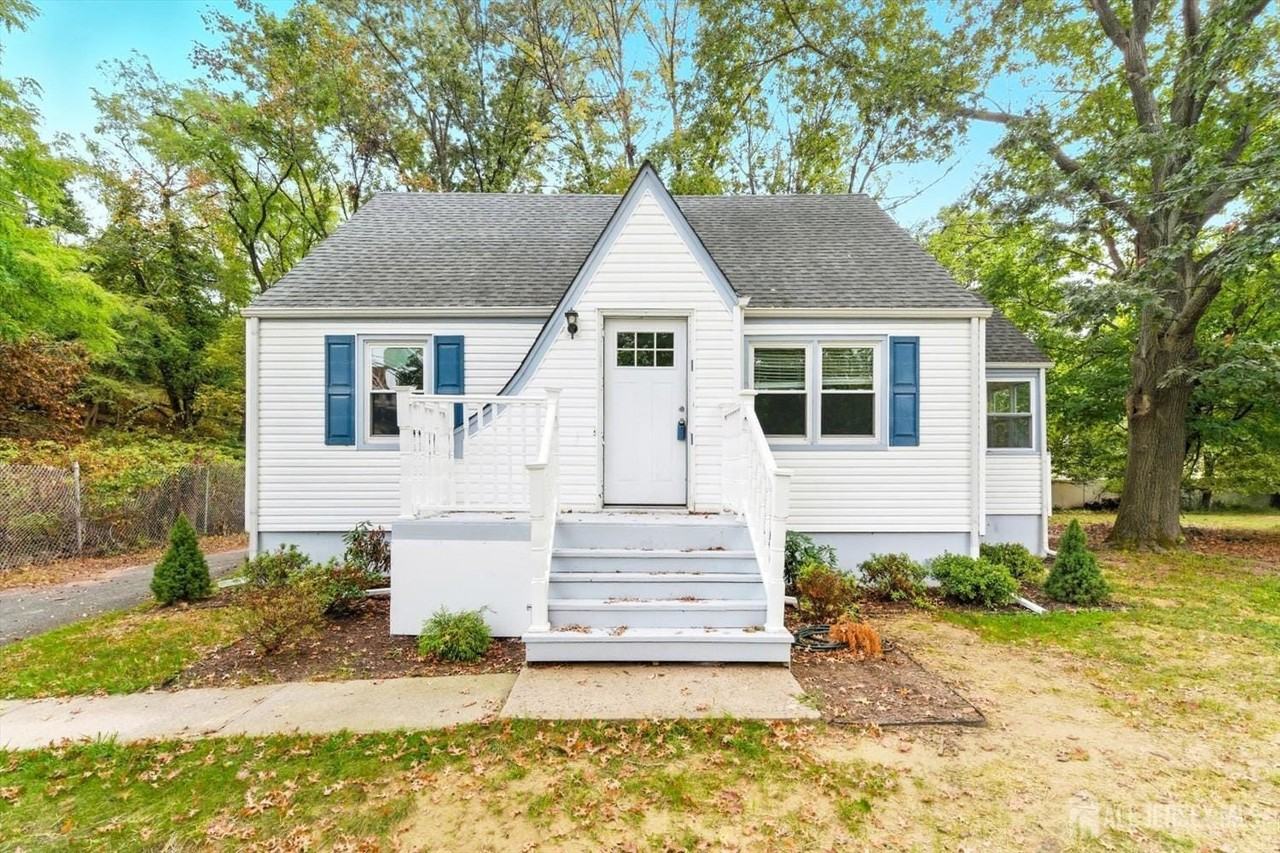 174 Alcoa Ave - Photo 2 of 20