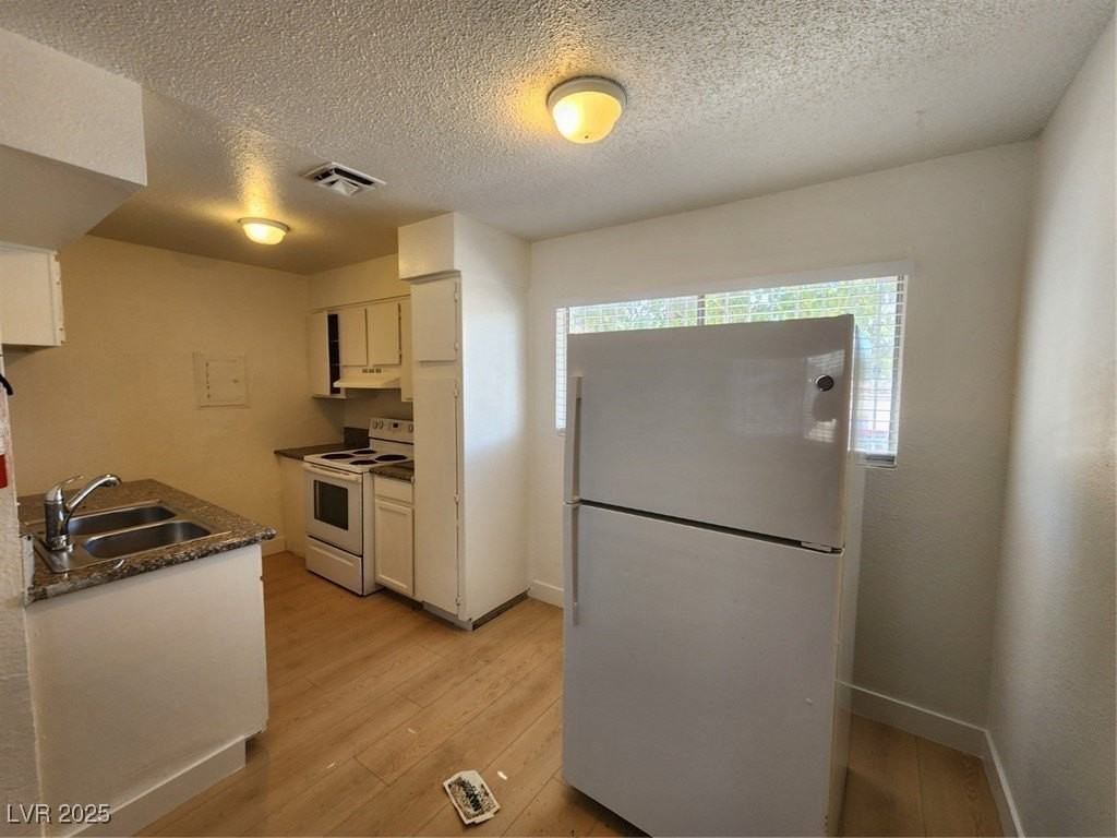 2513 Cedar Avenue #1 - Photo 7 of 26