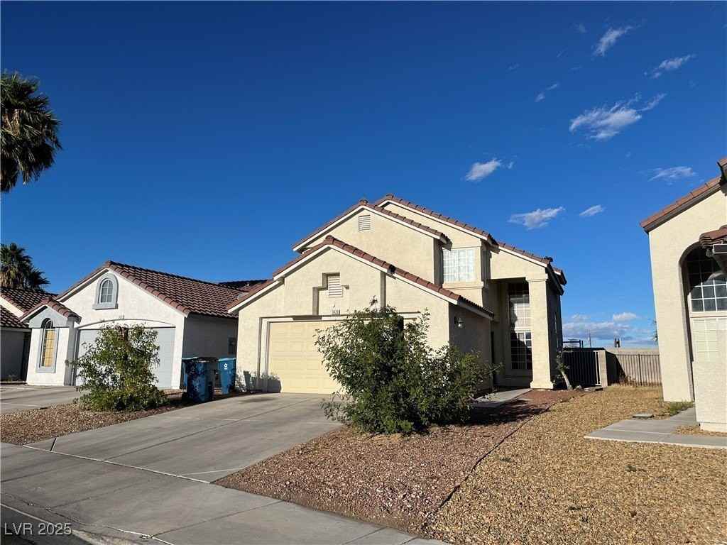 3420 Trrilogy Drive - Photo 3 of 32