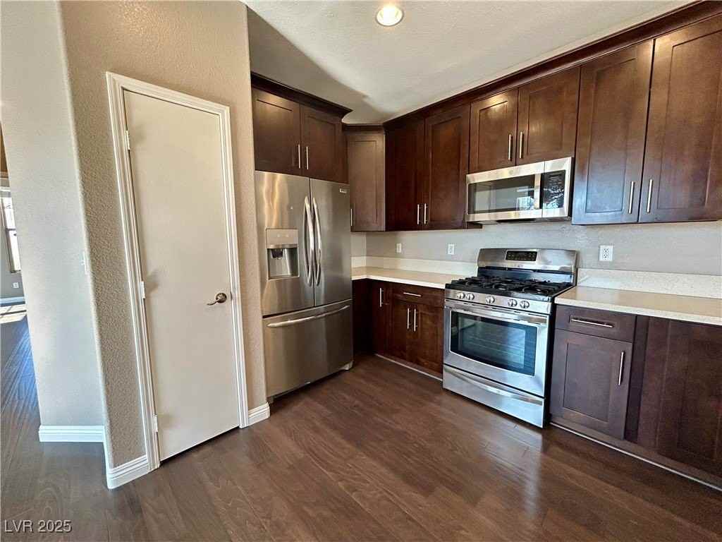 6706 Black Oil Dr - Photo 7 of 25