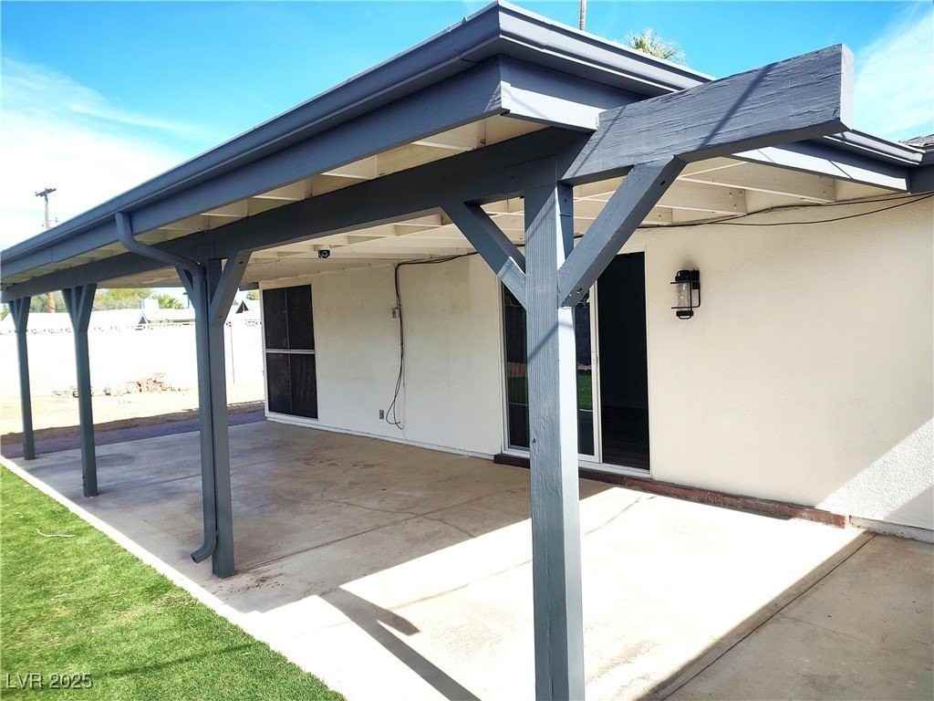 3221 Sombrero Circle - Photo 3 of 35