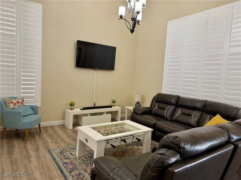 197 Bundy St - Photo 5 of 21