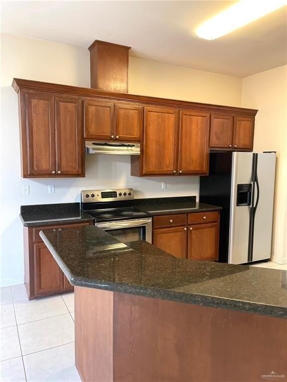 2421 E 5th St - Photo 5 of 16