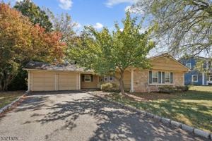 featured image of 1 Landry Rd