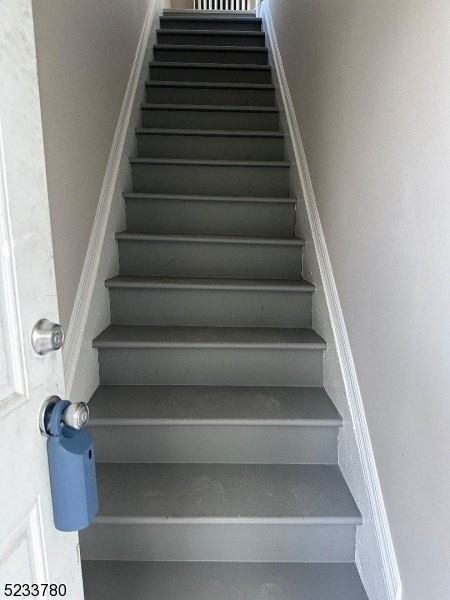 35 Arlington Ave #2 - Photo 3 of 14