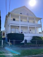 featured image of 185 W Ridge St