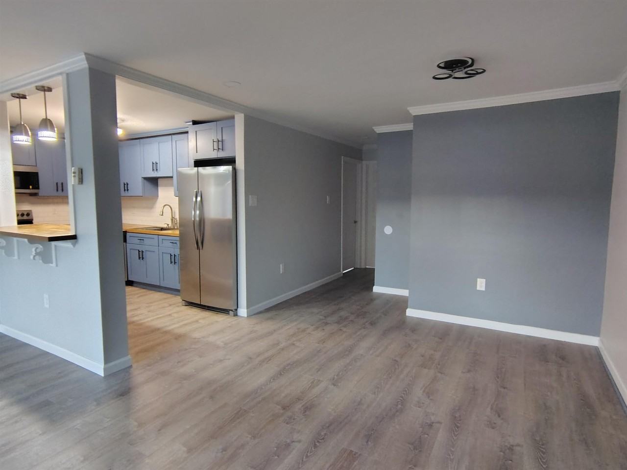 54 E Maple St #54 - Photo 3 of 17