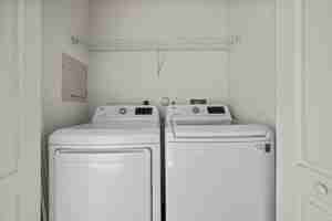 featured image of 1944 Southeast High Springs Drive