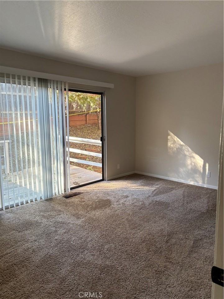 9385 Pawnee Trail - Photo 5 of 7