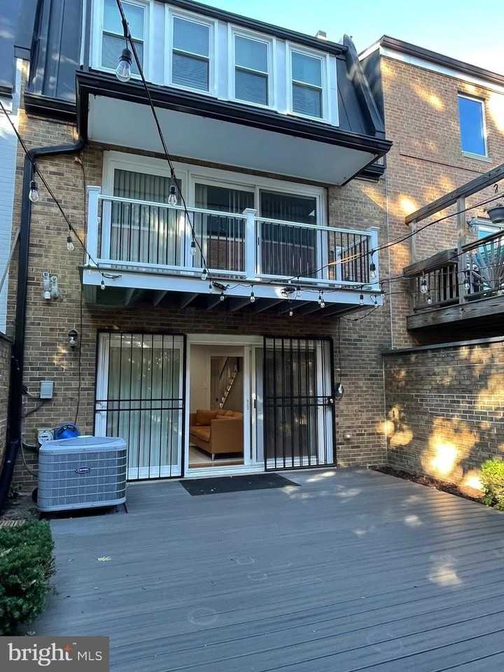 602 H St Sw - Photo 7 of 50