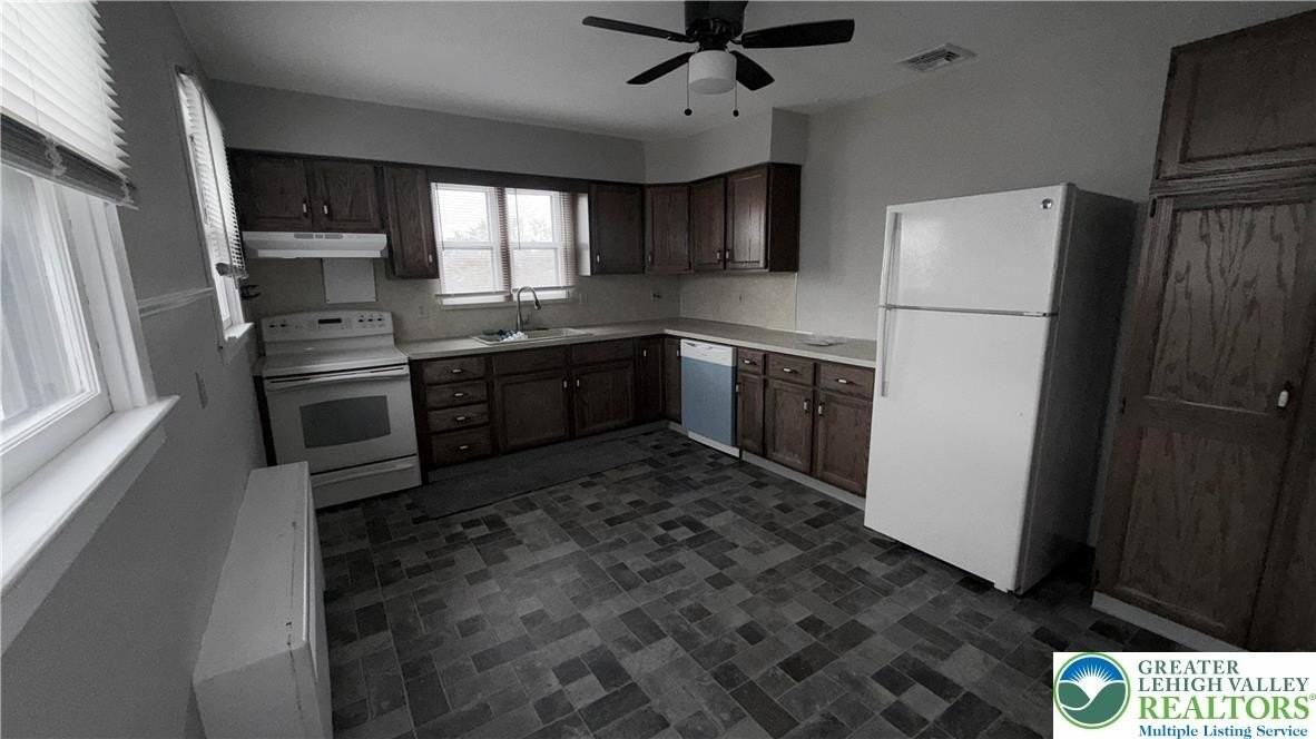 637 5th Street - Photo 6 of 16