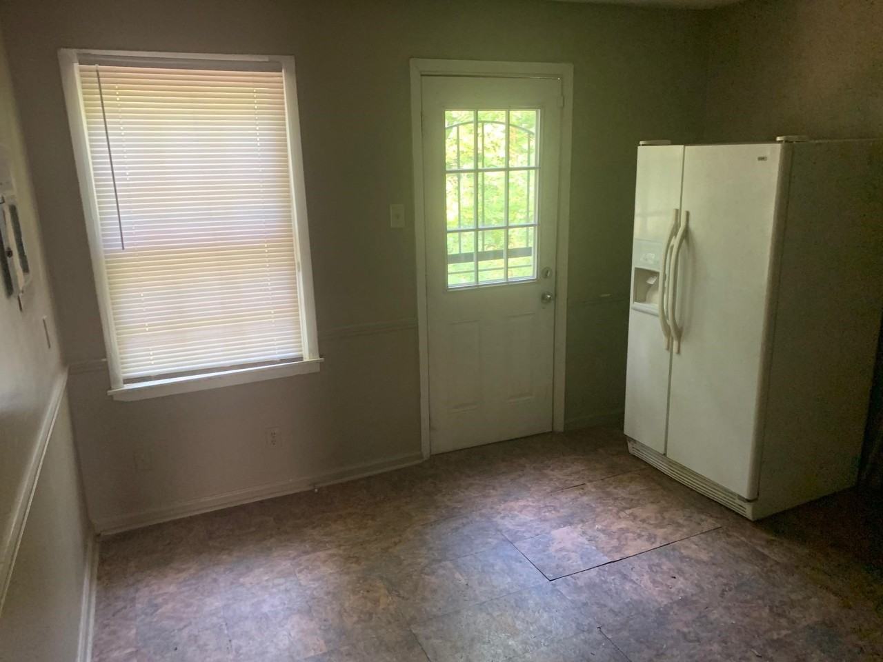 3054 Coleman Ave - Photo 7 of 11