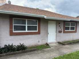 911 Sw 76th Ave - Photo 1 of 1