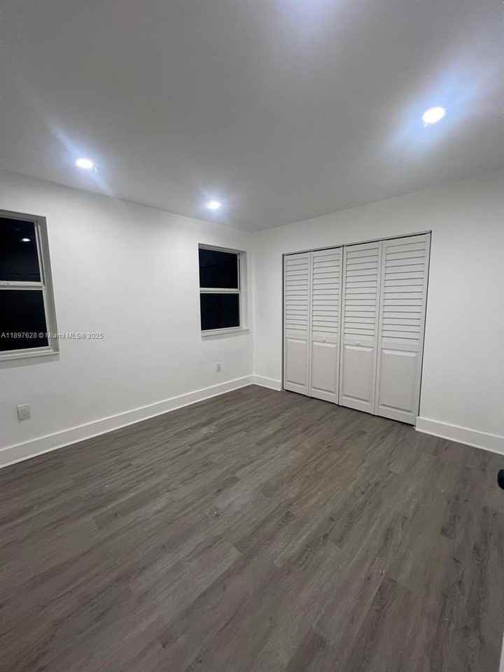 2970 Sw 13th St #1 - Photo 2 of 3