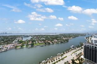 4775 Collins Ave #3207 - Photo 1 of 1