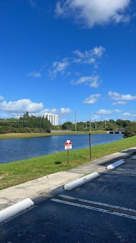 16465 Northeast 22nd Avenue #113