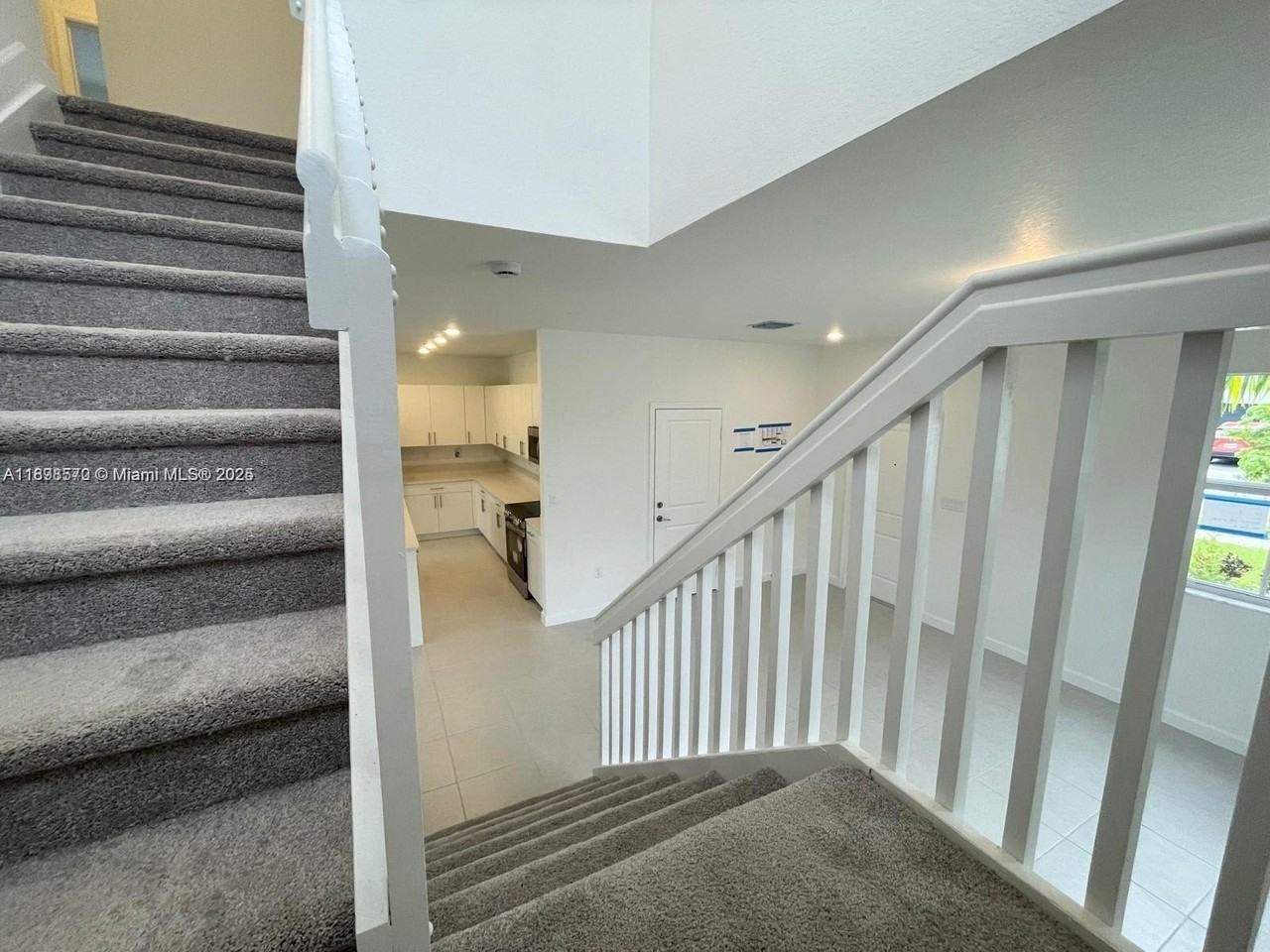 2647 Se 8th Ct - Photo 7 of 25