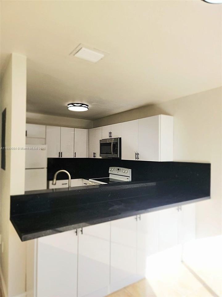 18861 Nw 86th Ct #3903 - Photo 6 of 14