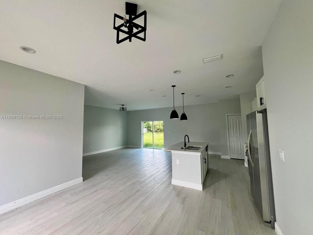 21068 Exmore Ave #21068 - Photo 4 of 10