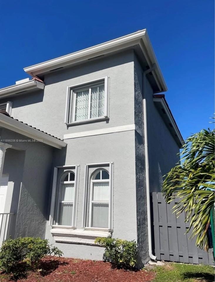 5220 Northwest 109th Avenue #7 - Photo 5 of 33