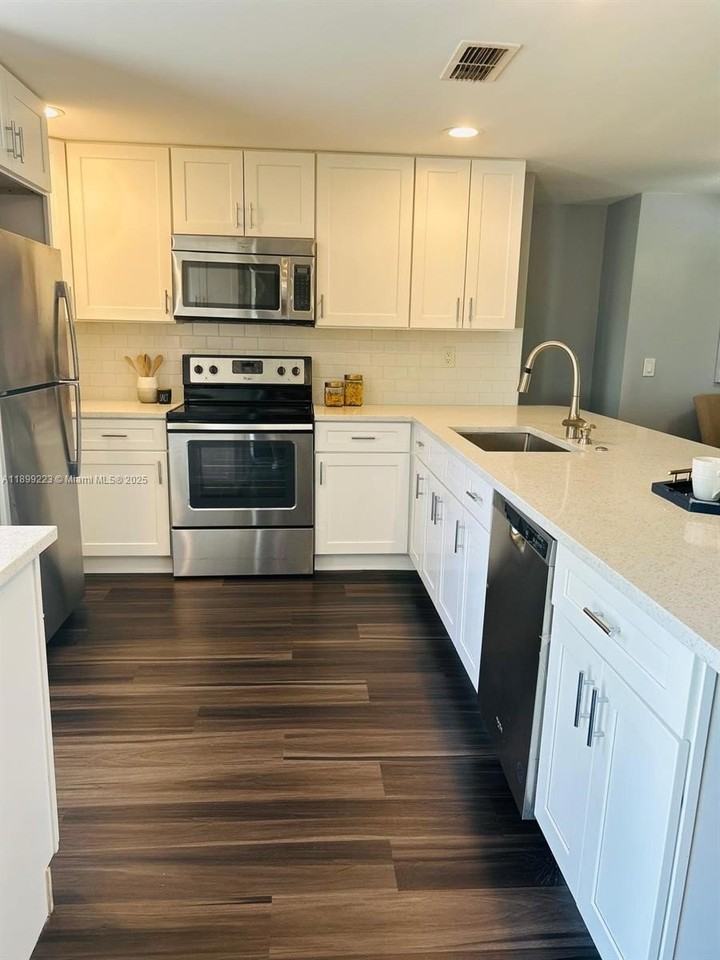 2013 Finland Dr - Photo 7 of 50