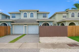 1139 Ne 3rd Ave - Photo 1 of 1