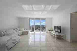 2750 Ne 183rd St #804 - Photo 1 of 1