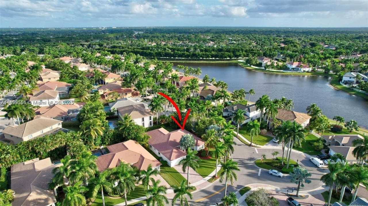 1709 Victoria Pointe Circle #00 - Photo 4 of 29